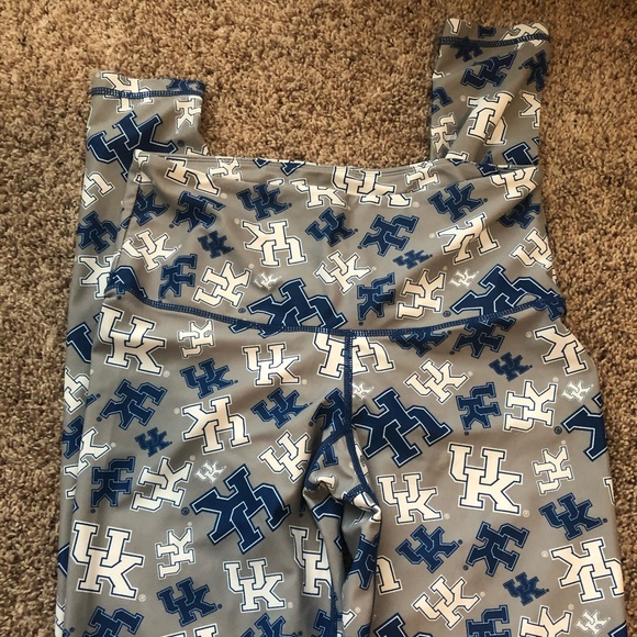 Athletic leggings - Picture 1 of 1